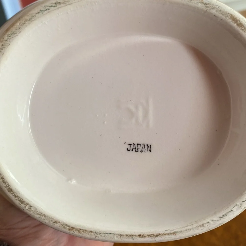 Vintage. Milk Glass gravy boat